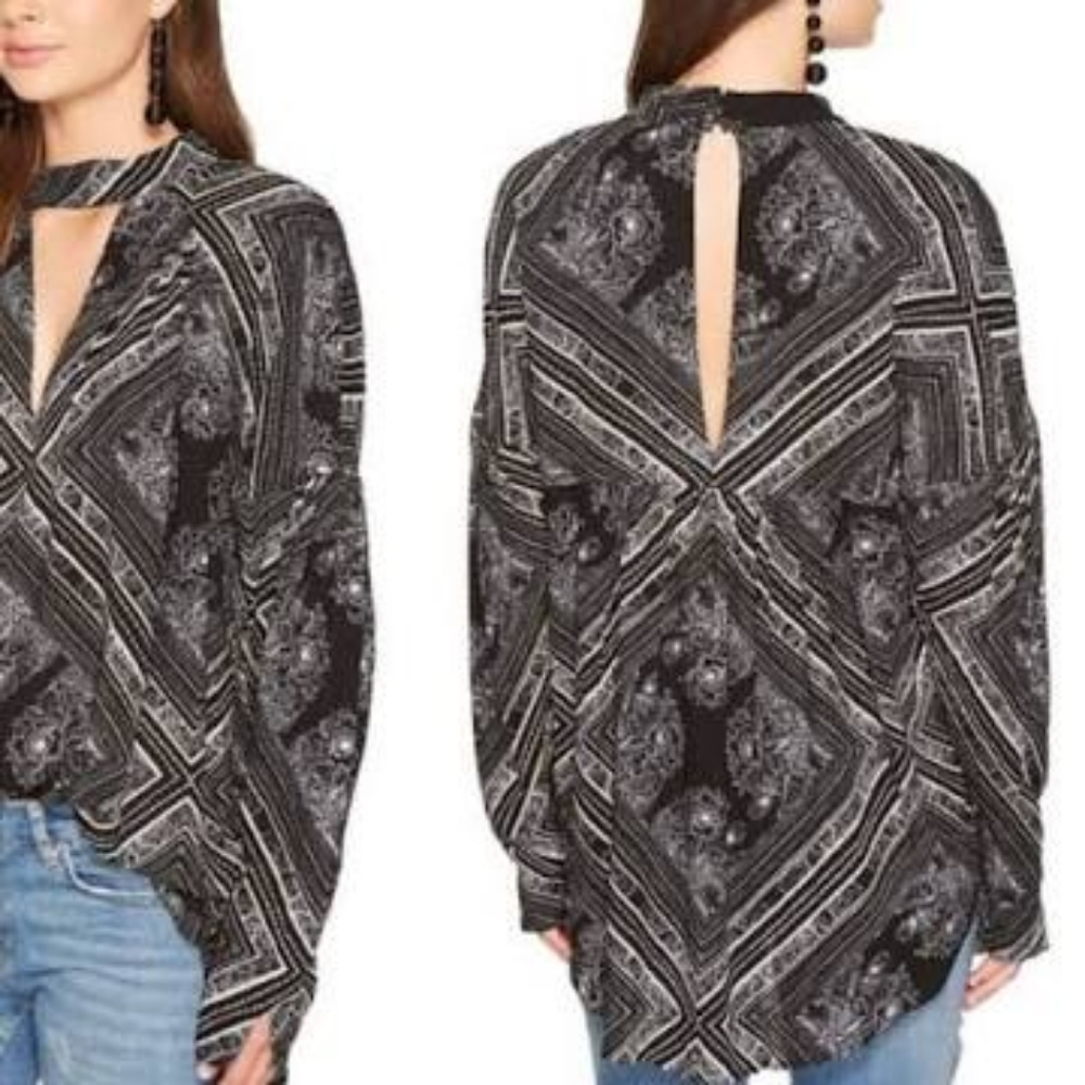 Free People Walking On A Dream Tunic in Black Combo - Picture 2 of 11